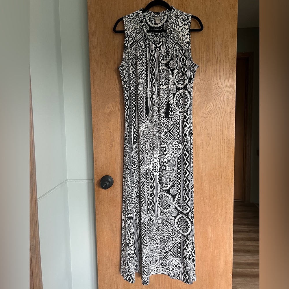 Chico's Monochrome Geometric Maxi Dress - Picture 2 of 8